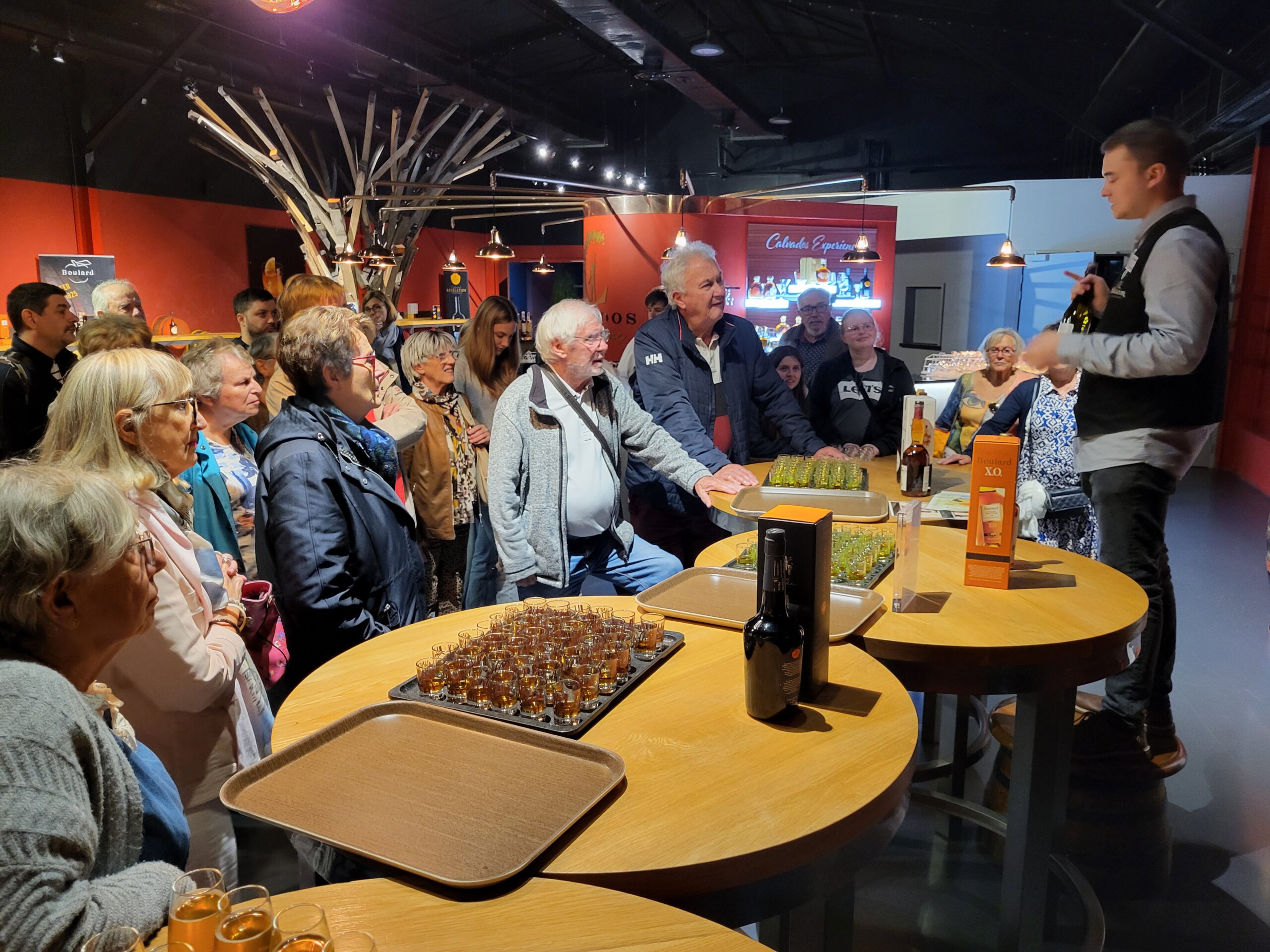 VISITE ET DÉGUSTATION DU CALVADOS (Eau-de-vie)