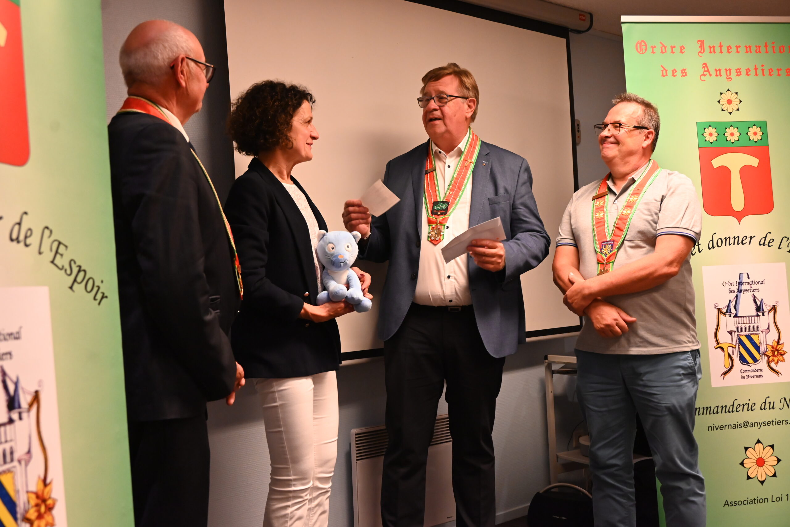 Les Commanderies de Franche Comté, de l’Indre en Berry et du Nivernais font cause commune.