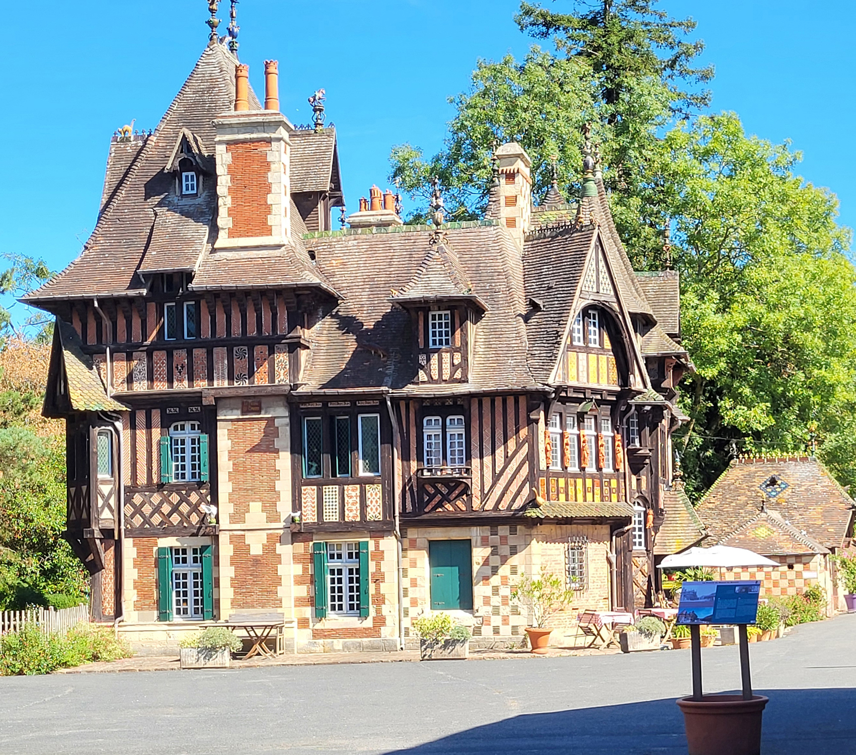 Visite de la Poterie de Bavent